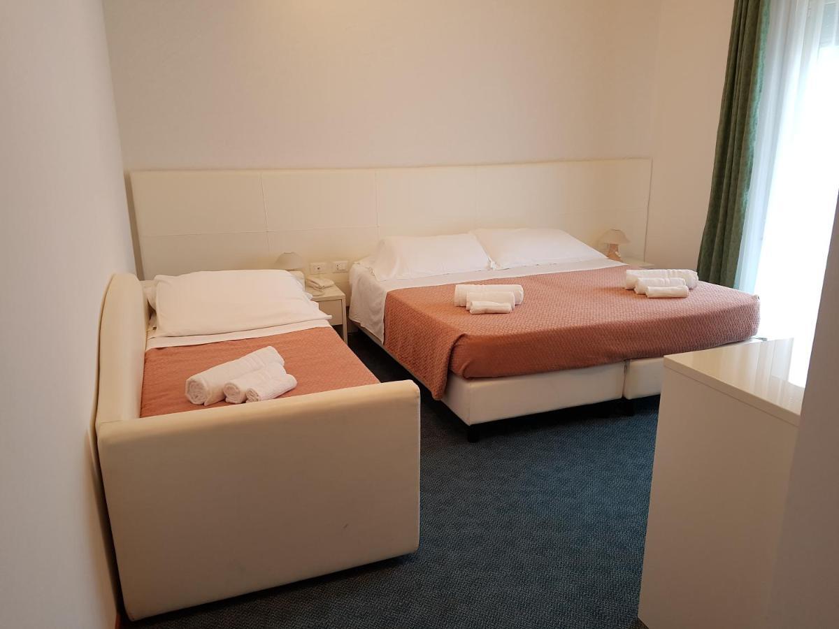 Hotel Sorriso มิลาโน แมริตทิมา ภายนอก รูปภาพ