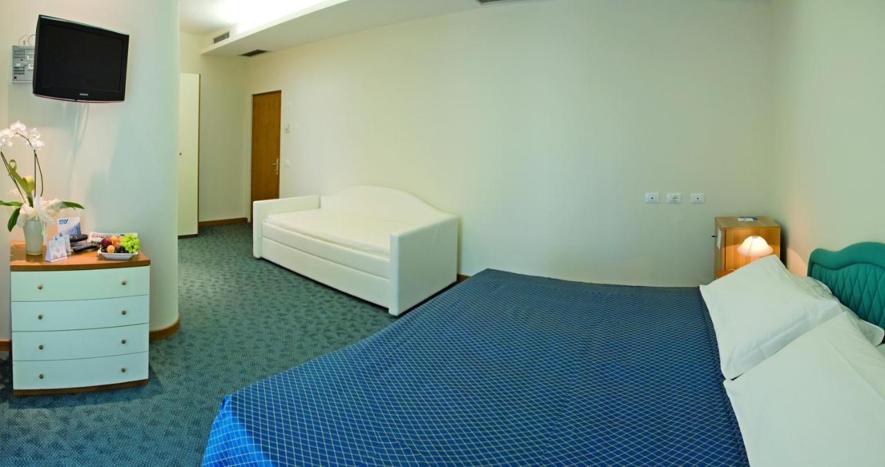 Hotel Sorriso มิลาโน แมริตทิมา ภายนอก รูปภาพ