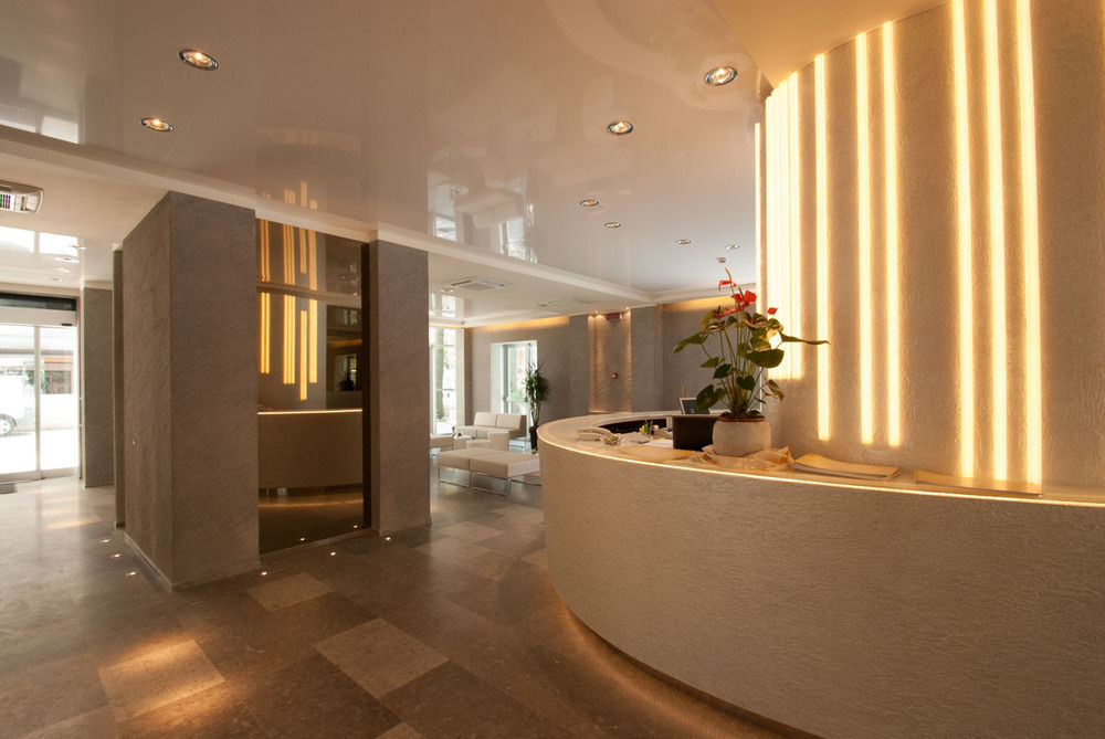 Hotel Sorriso มิลาโน แมริตทิมา ภายนอก รูปภาพ